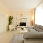Fuer 8 Personen Mit Kamin & Terrasse וילה