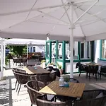 Fuer 8 Personen Mit Kamin & Terrasse בולטנהאגן