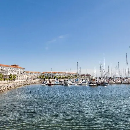 Villa Für 8 Personen Mit Kamin&terrasse *