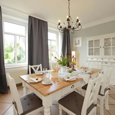 Fuer 8 Personen Mit Kamin & Terrasse וילה בולטנהאגן