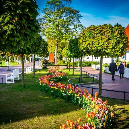 Für 8 Personen Mit Kamin&terrasse Villa Boltenhagen