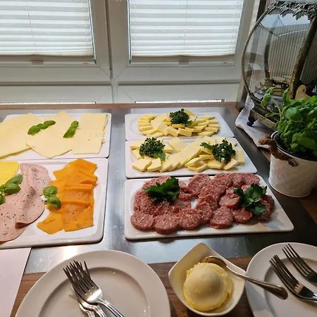 Für 8 Personen Mit Kamin&terrasse *