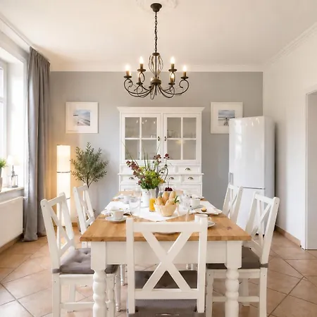 Villa Fuer 8 Personen Mit Kamin & Terrasse *