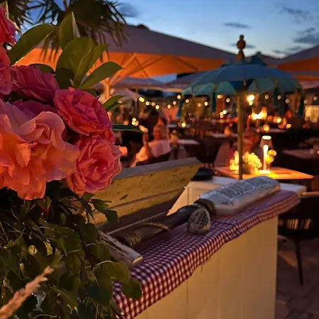 Fuer 8 Personen Mit Kamin & Terrasse Boltenhagen (Ostseebad)