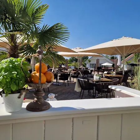 Villa Fuer 8 Personen Mit Kamin & Terrasse *